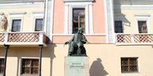 Monumento ad Aivazovsky Webcam - Feodosia