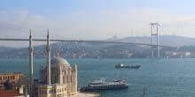 Bosporus-Brücke, Ortakey-Moschee Webcam - Istanbul