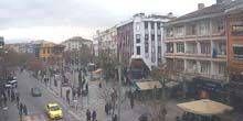 Geschäfte und Cafés am Victory Square Webcam - Konya