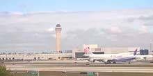 L'aéroport international - PTZ Cam Webcam - Miami
