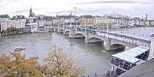 Rhein, Blick auf die Mittlere Brücke Webcam - Basel