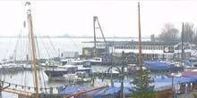 Volendam Ship Harbor Webcam - Amsterdam