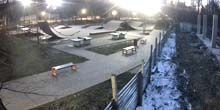 Topilche Hydropark, skate park Webcam - Ternopil