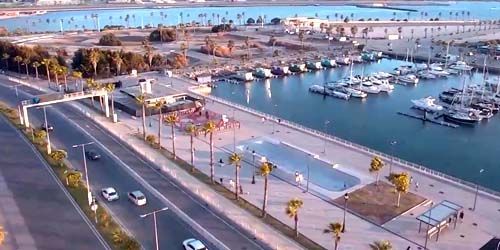 WebKamera Algeciras - Damm, Yachthäfen mit Yachten, Golf von Gibraltar