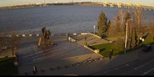 WebKamera Dnepr (Dnepropetrovsk) - Denkmal für Afghanen am Ufer des Dnjepr