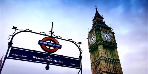 WebKamera London - Reisen in der Londoner U-Bahn in der Ich-Perspektive.